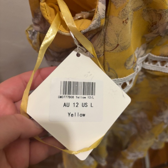 Selfie Leslie Yellow floral sundress - Picture 4 of 6
